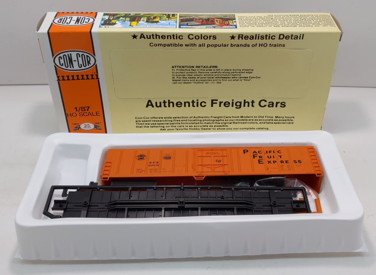 Con-Cor 0001-009801-11 HO PFE 57' Orange W/Black Letters Mechanical Reefer Kit