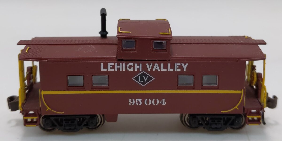 Bachmann 16858 N Lehigh Valley Tuscan Red Northeast Steel Caboose #95004