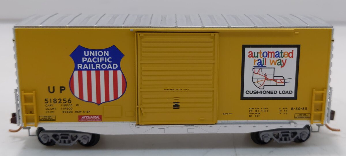 Micro Trains 10100040 N Union Pacific 40'' Single Door Hi-Cube Boxcar #518256