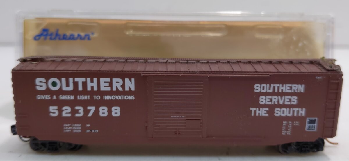 Athearn 14166 N Southern 50' PS-1 Box Car Single Door Box Car #523788