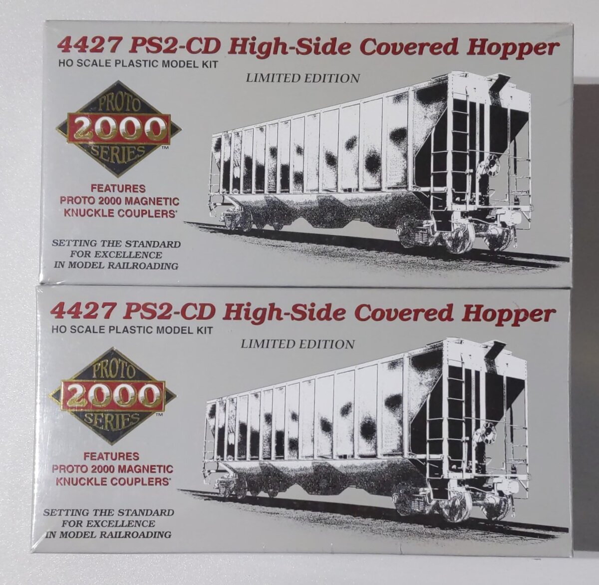 Proto 2000 21855 HO D&RGW 4427 PS2-CD High-Side Covered Hopper Kits (Pack of 4)