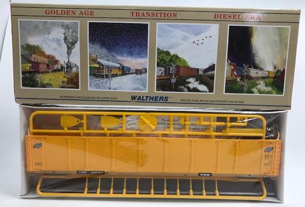 Walthers 932-4817 HO C&N 89' Enclosed Auto Carrier # 990304 Kit