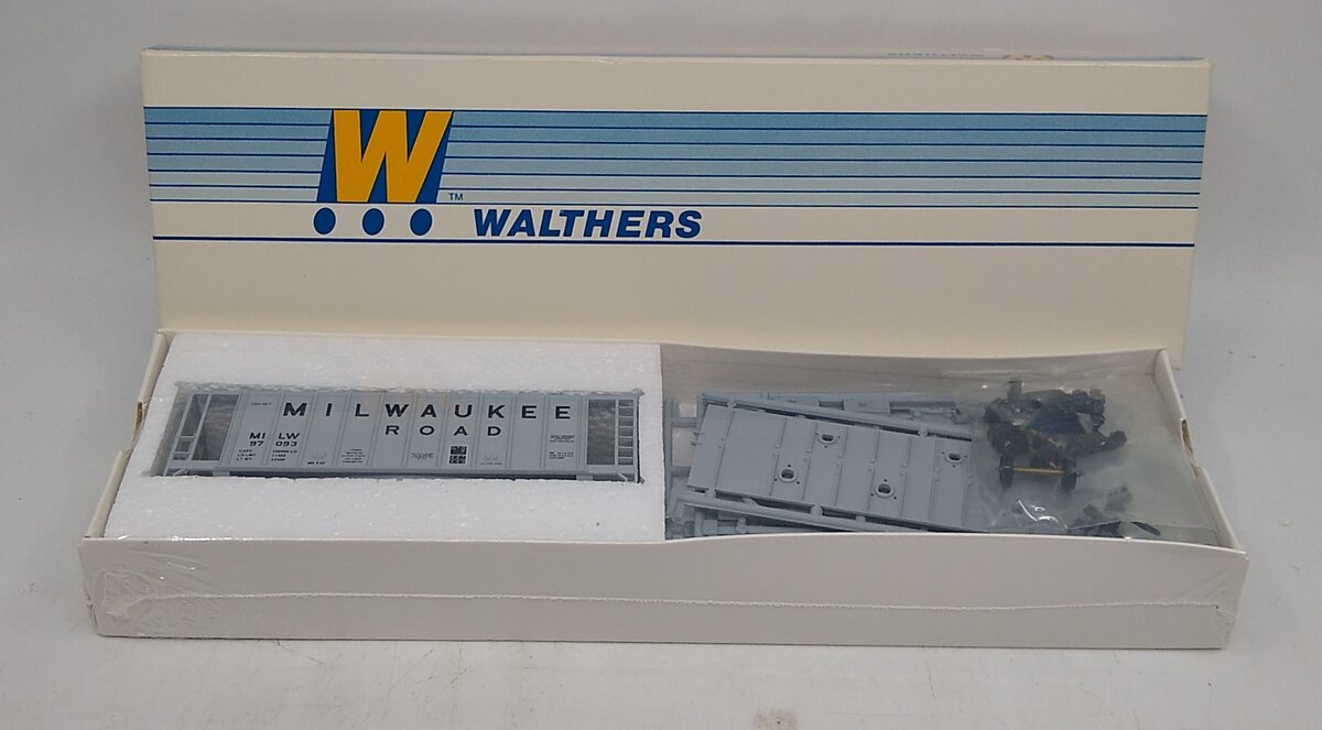 Walthers 932-4608 HO Scale Milwaukee Single Bay Airslide # 97093 Kit
