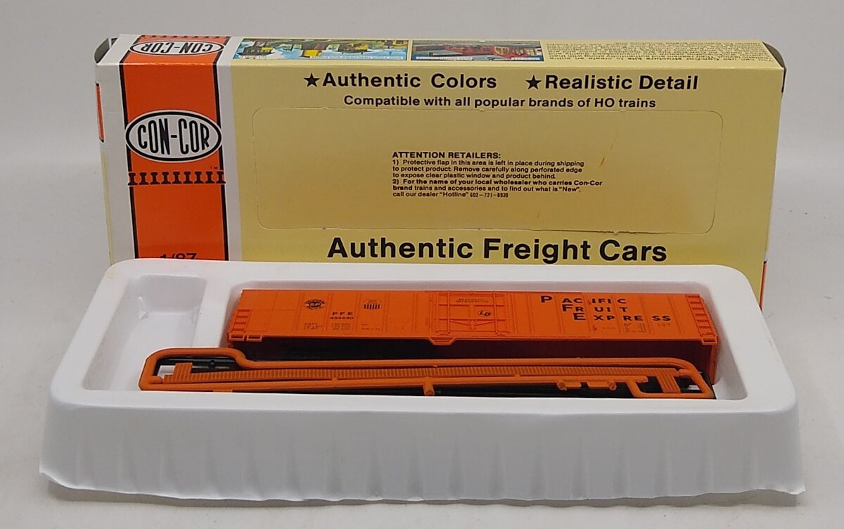Con-Cor 0001-009801-9 HO Pacific Fruit Express 57' Mech Reefer Kit # 454530