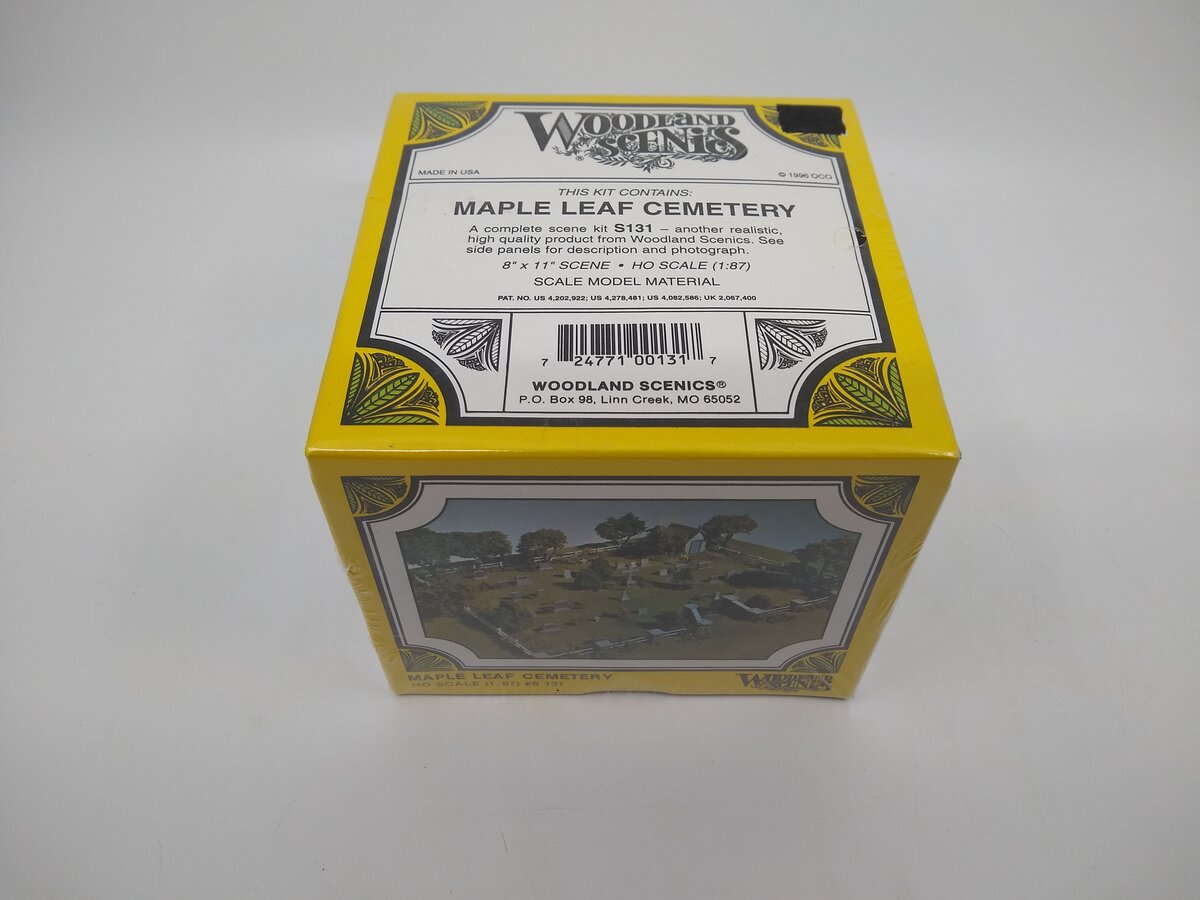 Woodland Scenics S131 HO Maple Leaf Cemetery Building Kit