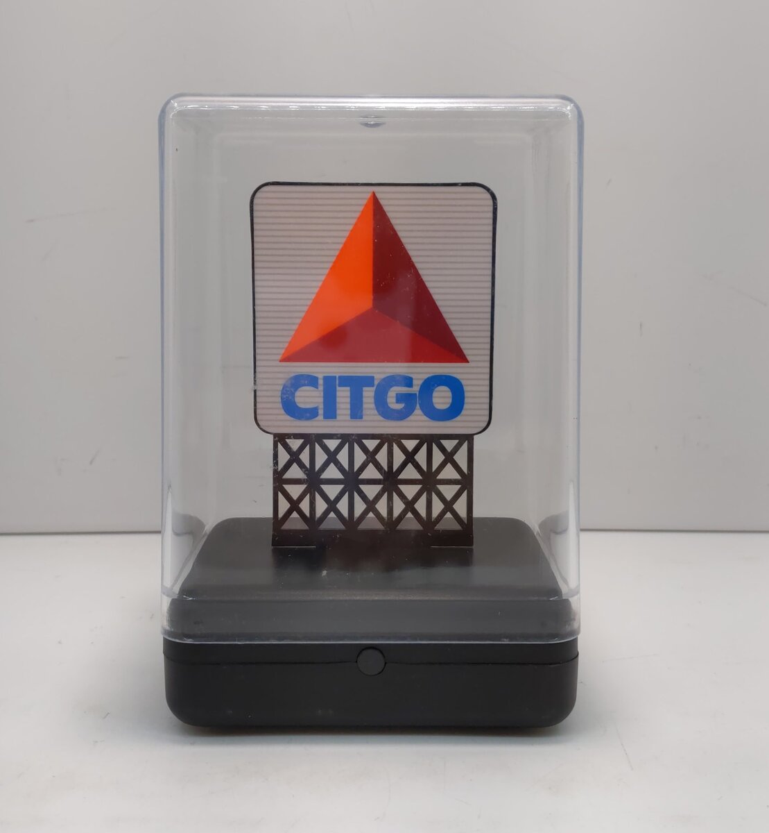 Miller Engineering 8781 HO/O Scale Citgo Animated Neon Billboard Sing