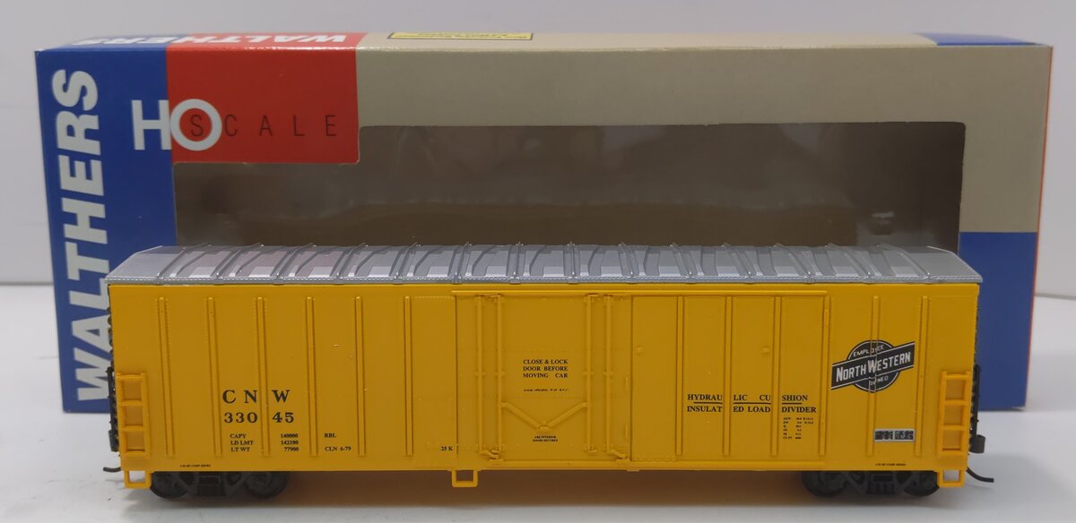 Walthers 932-3601 HO C&NW 50' Exterior Post Boxcar #33045