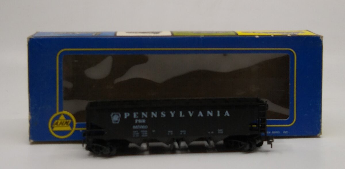 AHM 5272C HO Scale Pennsylvania Hopper Car # 665000