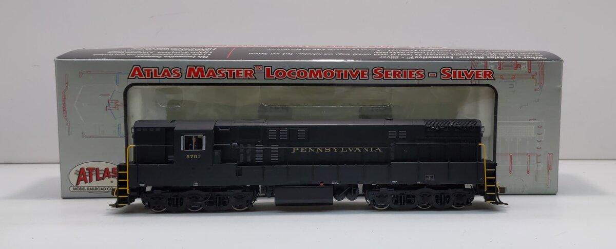 Atlas 7820 HO Pennsylvania Train Master Phase 2 Diesel Locomotive #8701