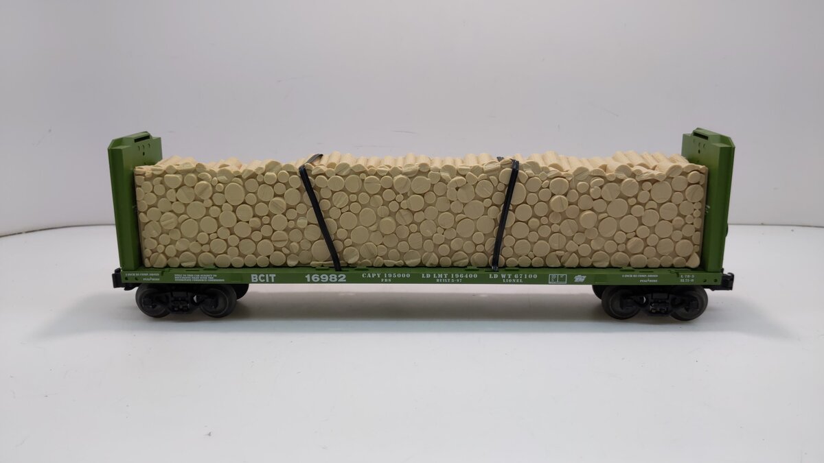 Lionel 6-16982 O Gauge British Columbia Railway Flatcar w/Cut Wood Load