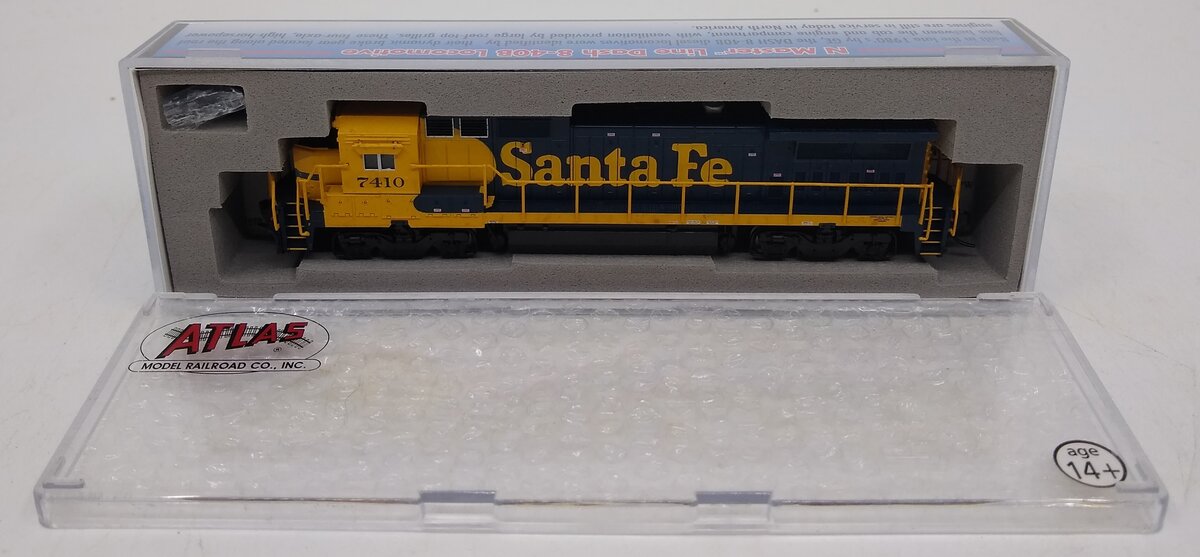 Atlas 52434 N Scale Santa Fe Dash 8-40B Diesel Locomotive w/DCC #7410