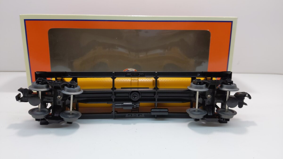 Lionel 6-81002 Union Pacific 3-Dome Tank Car