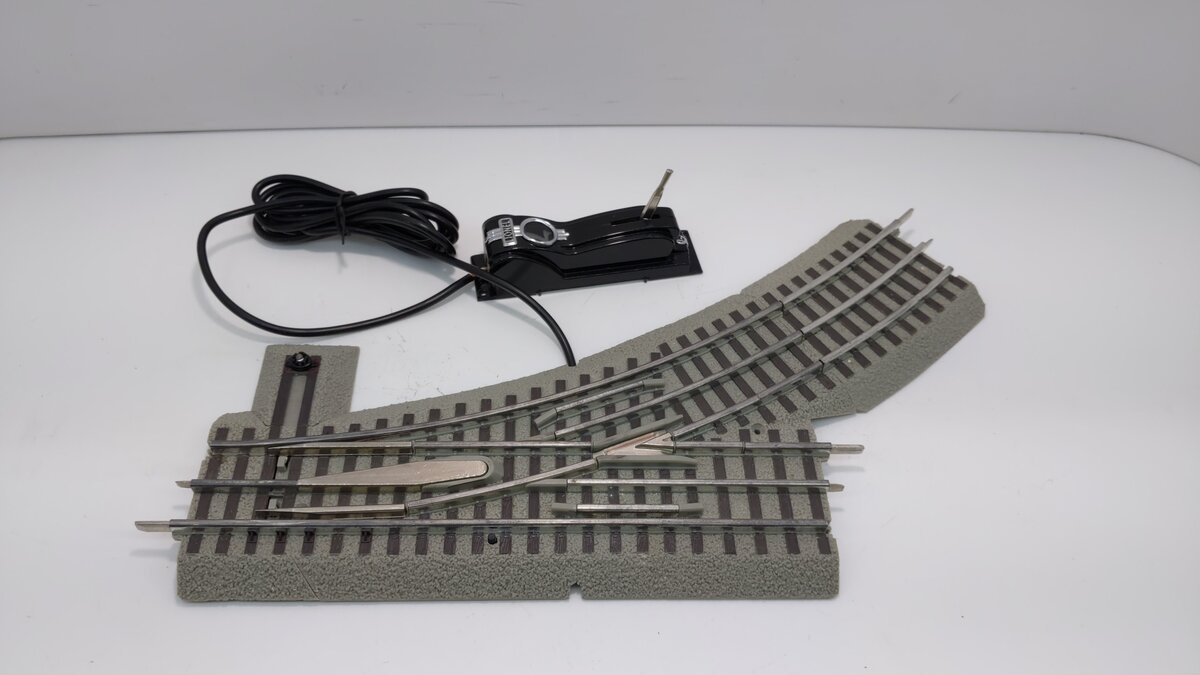 Lionel 6-81254 O-31 Left Hand FasTrack Remote Switch Turnout