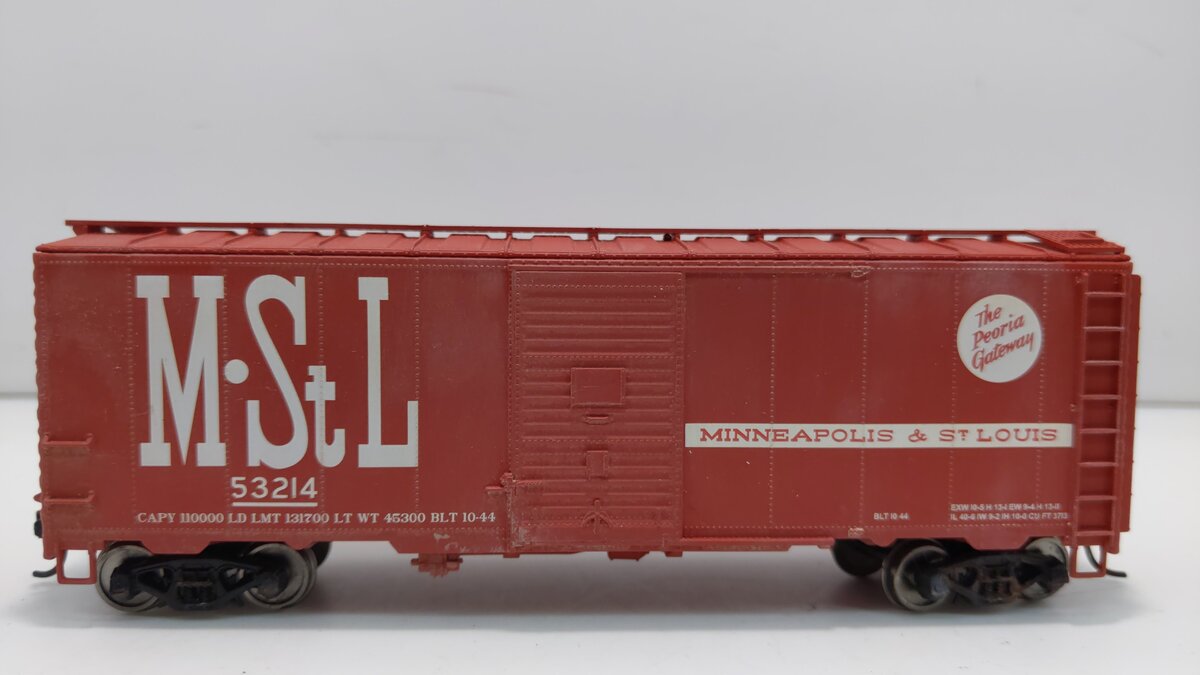 Walthers 910-1696 HO Minneapolis & St. Louis 40' AAR 1944 Boxcar #53214