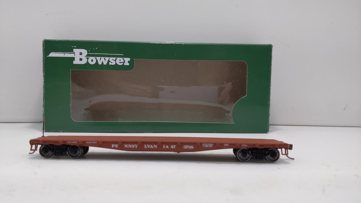 Bowser 41419 HO Pennsylvania Railroad 1950's Scheme F30a 50' Flat Car #473768