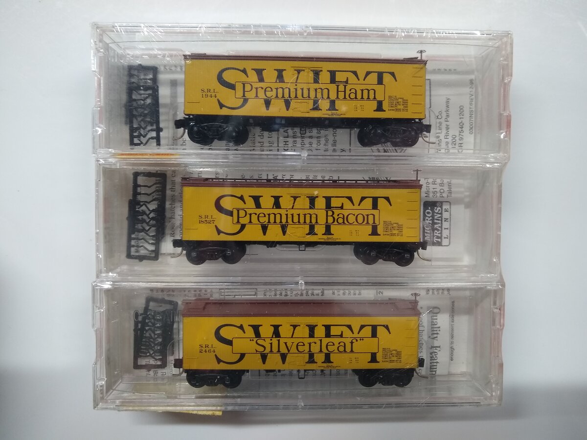 Micro-Trains 05800512 N Scale Swift Premium 36' Wood Sheathed Reefer (Set of 3)