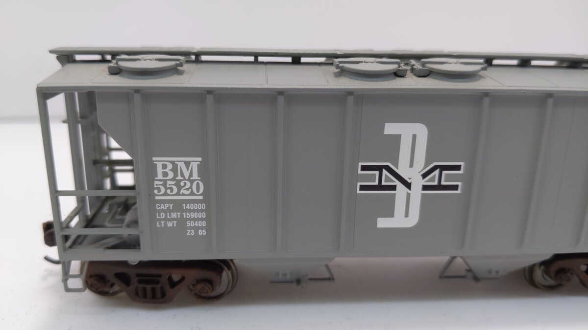 Atlas 11278 B&M PS2 Covered Hopper #5520