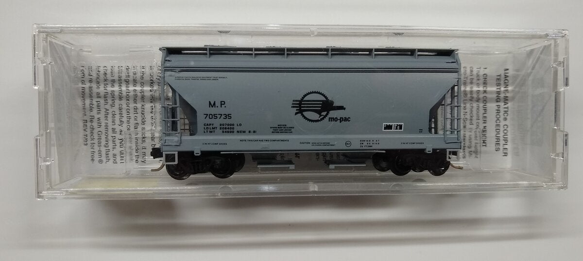 Micro-Trains 09200030 N Missouri Pacific 2-Bay ACF Centerflow Hopper #705735