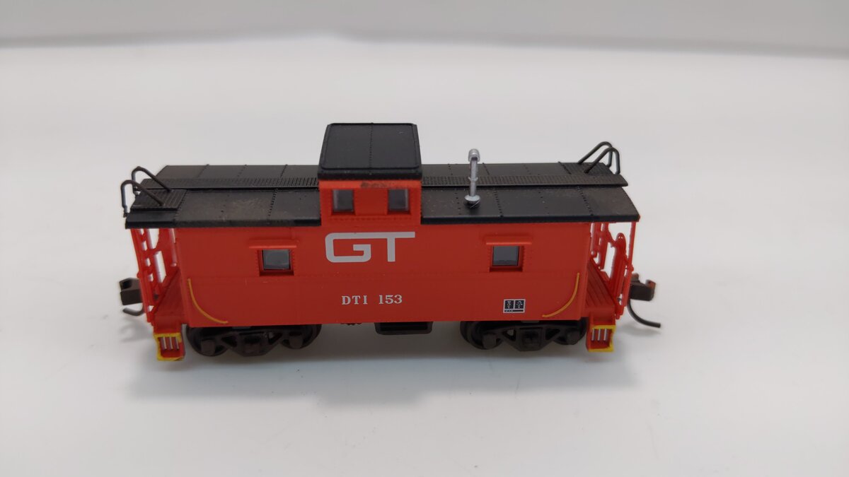 Atlas 50001210 N GTW Trainman Cupola Caboose #153