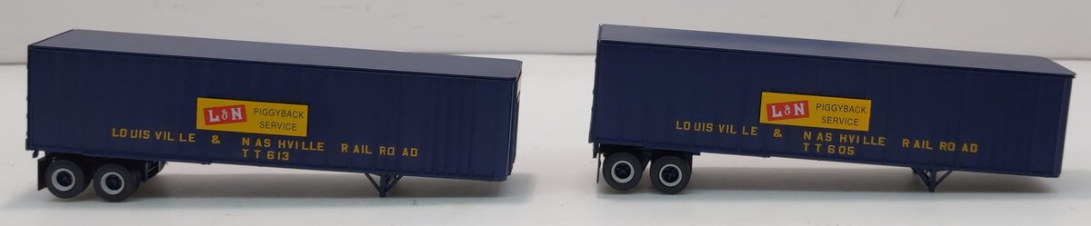 Athearn 70969 HO L&N 40' Exterior Post Z-Van Trailiers