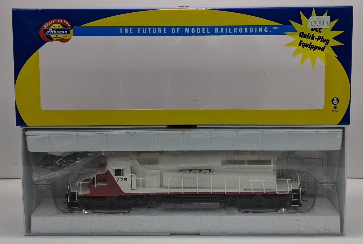 Athearn 95180 HO Scale SOO Line SD40-2 Powered Diesel Locomotive #775