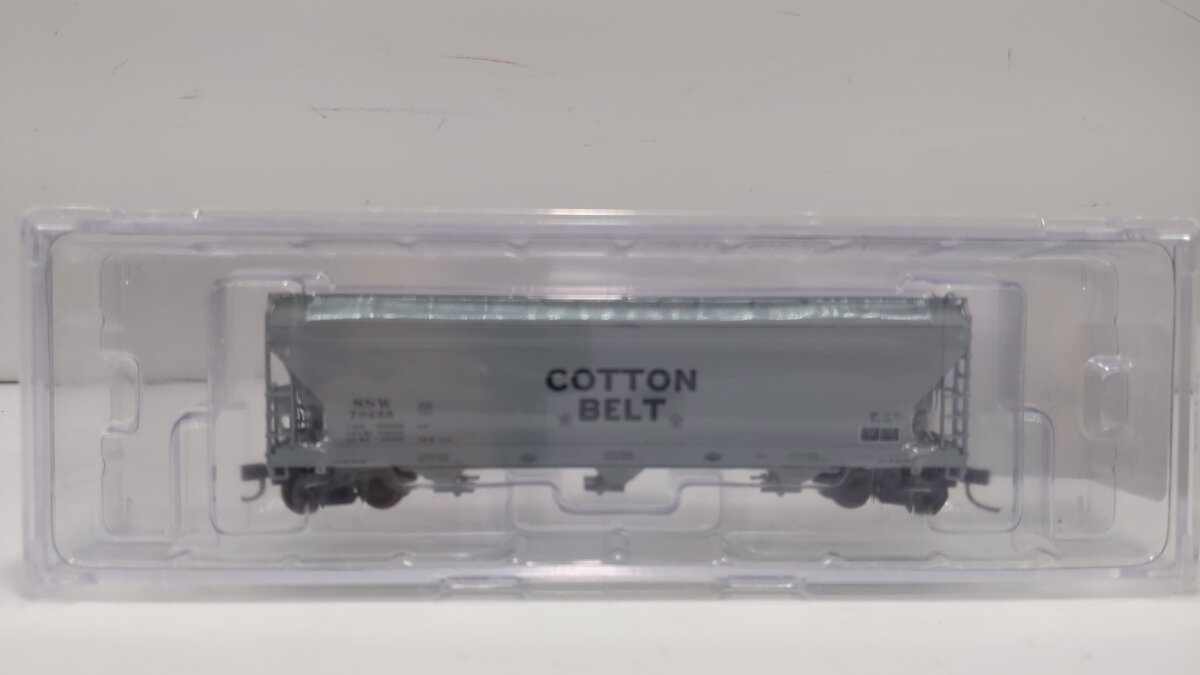InterMountain 67044-01 N Scale Cotton Belt 3 Bay Covered Hopper #70285
