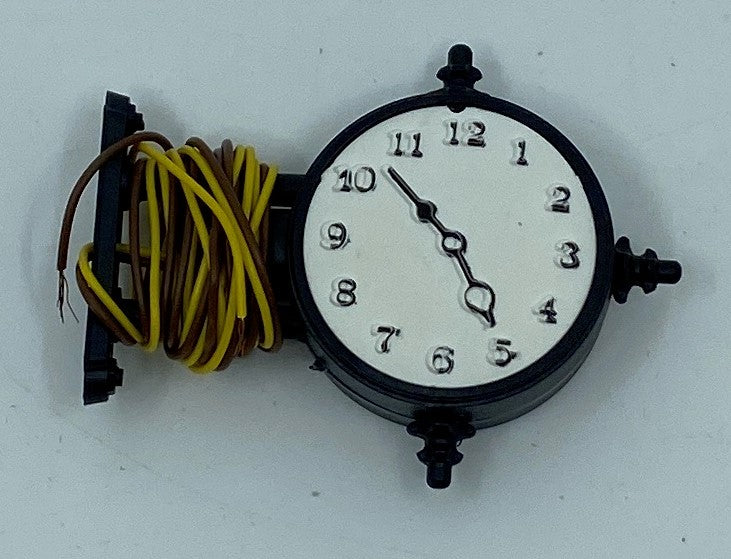 Pola 973 G Scale Illuminated Station Clock