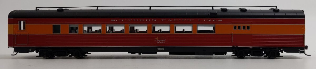 Broadway Limited 690 HO SP Morning Daylight Baggage Chair Car #3303 w/Antenna