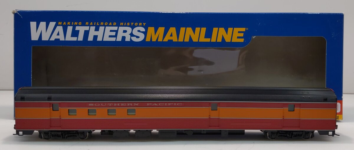 Walthers 910-30313 HO Southern Pacific 85' Budd Baggage-Railway Post Office Car