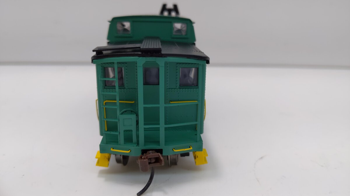 Bowser 41673 HO Penn Central N5 Caboose #22813