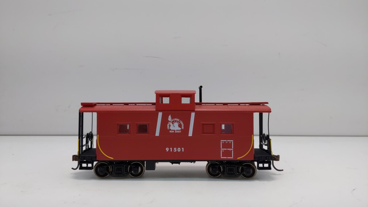 Roundhouse 74245 HO Central Railroad of New Jersey Eastern Caboose #91501