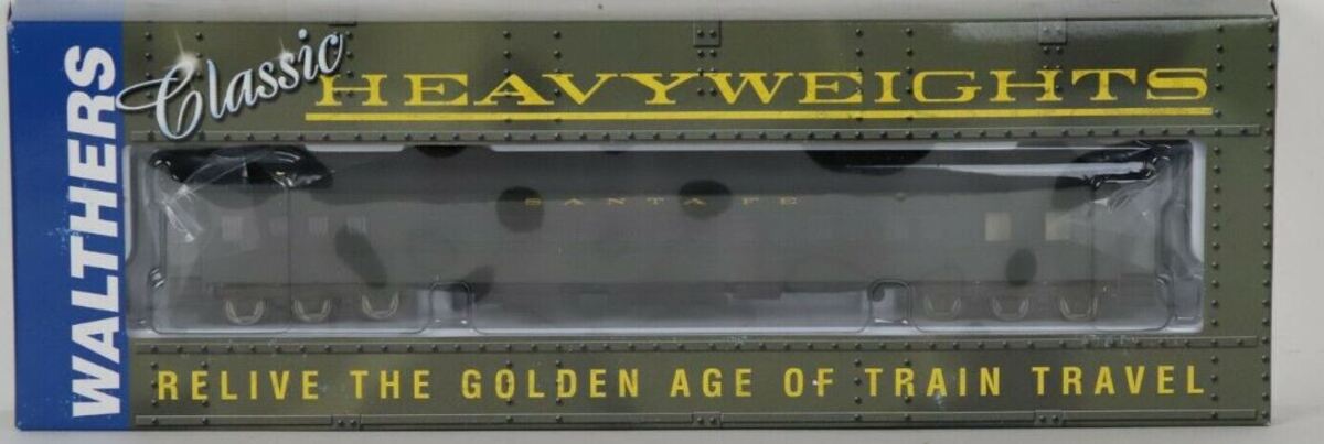 Walthers 932-10202 Santa Fe Pullman Heavyweight 14 Section (Plan #3958A)