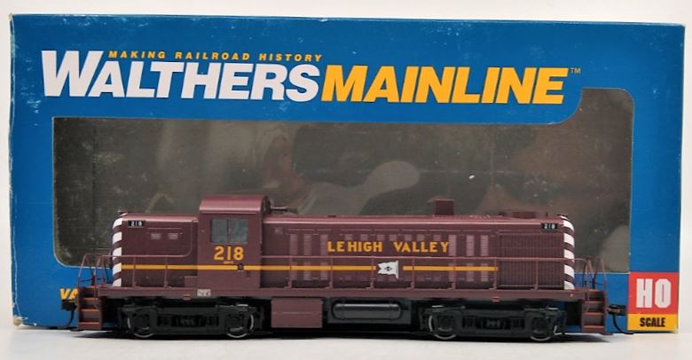 Walthers 910-9021 HO Lehigh Valley Alco RS2 Diesel Locomotive #218 - Standard DC