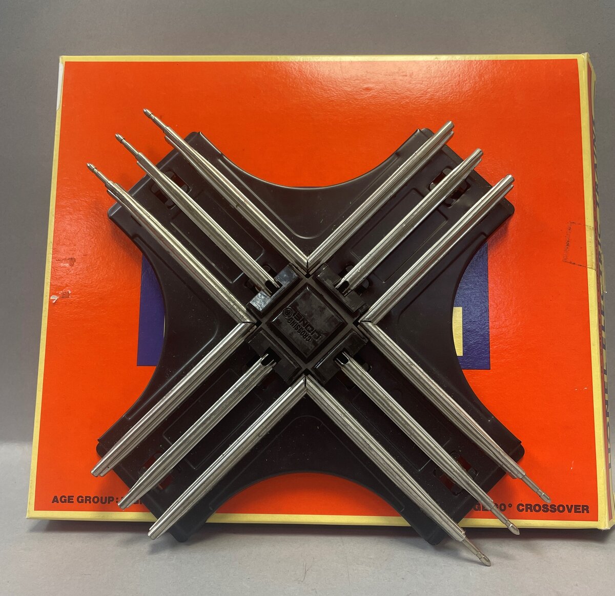 Lionel 6-5540 O Gauge 90 Degree Crossover