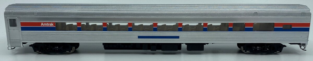 Walthers 932-6422 HO Scale Amtrak 85' Budd Lounge Car Phase II