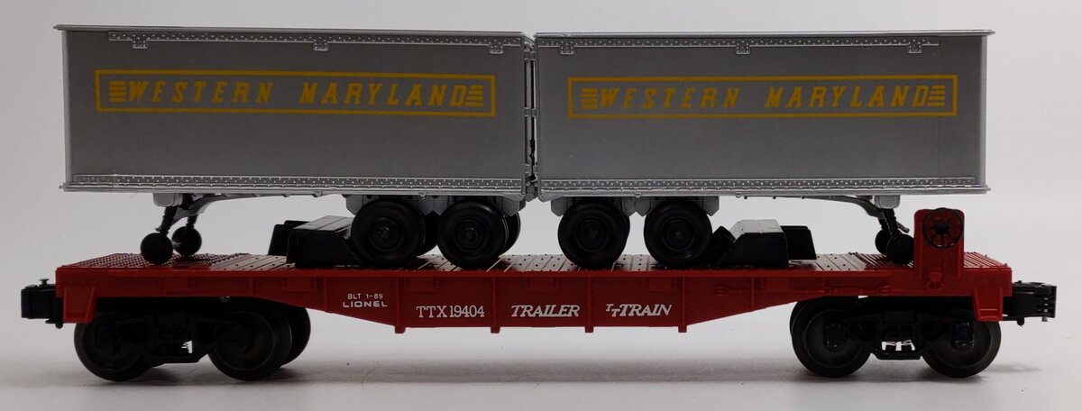 Lionel 6-19404 O Gauge Western Maryland Flatcar with Trailers #19404