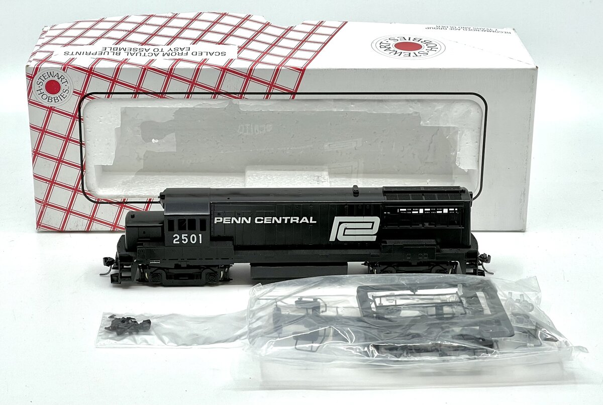 Stewart 7208 HO Penn Central GE U25B Phase II Powered Diesel Locomotive #2501