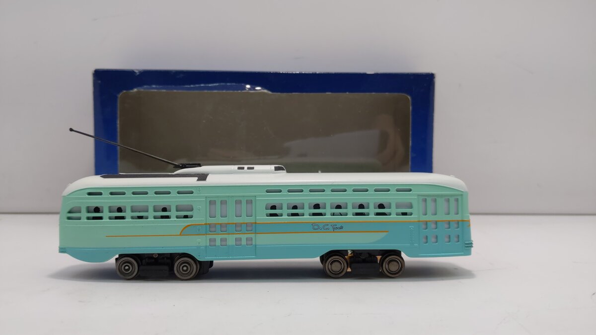 Bachmann 62936 HO DC Transit PCC Trolley