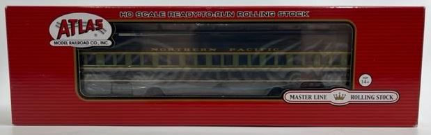 Atlas 20004966 HO Scale Northern Pacific Paired Window Coach Car #627