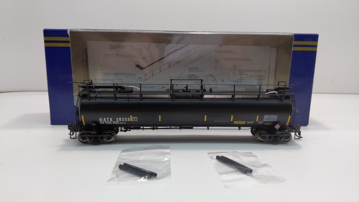 Athearn G67845 HO GATX 23K Gallon Intermediate Tank Car #28255