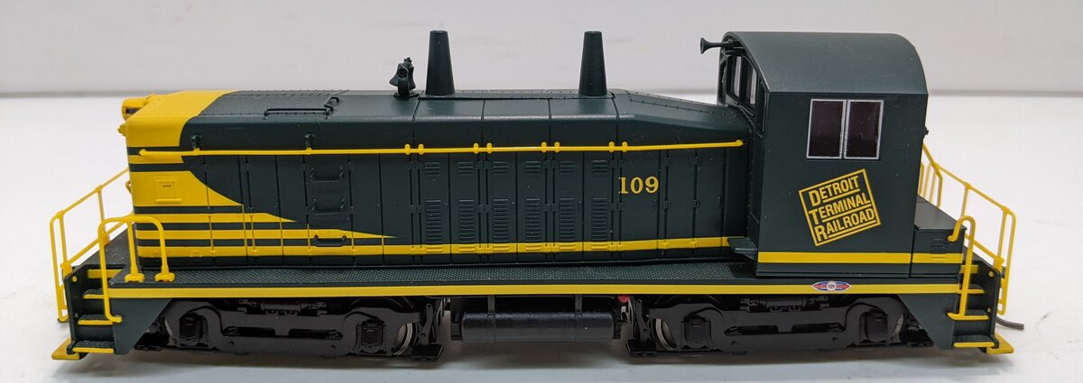 Broadway Limited 2949 HO Scale Detroit Terminal EMD NW2 Diesel Locomotive #109