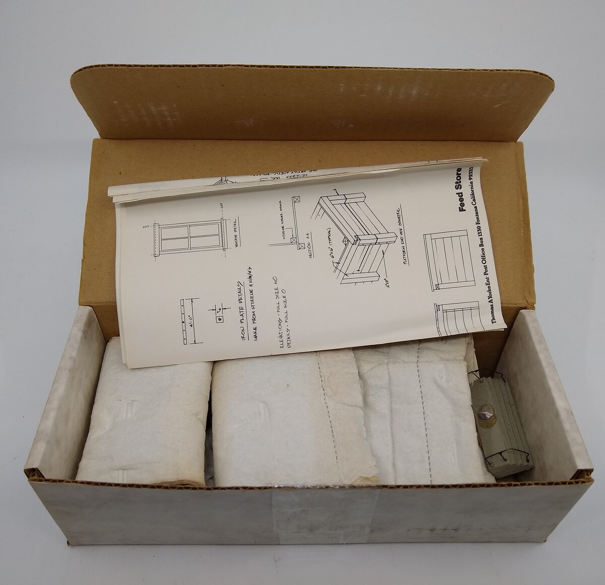 Thomas Yorke 139 HO Scale Feed Store Building Kit