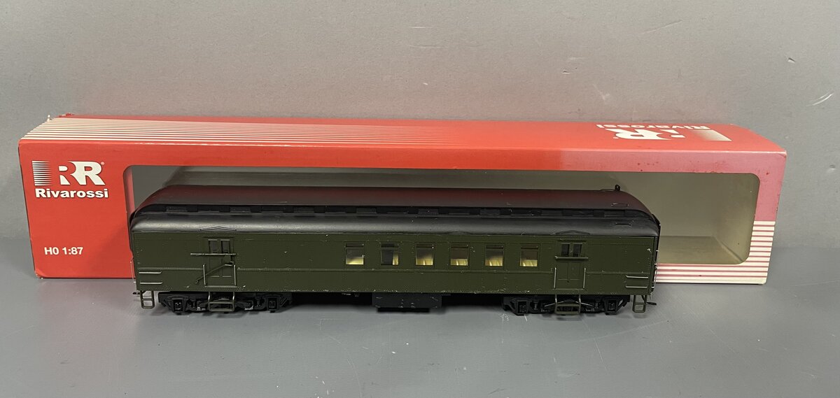 Rivarossi HR4208 HO Painted, Unlettered 60' Heavyweight Railway Post Office