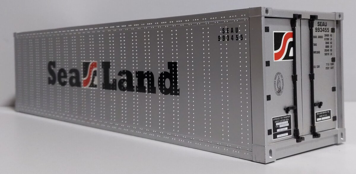 USA Trains G Scale SeaLand Ribbed Side Container w/Opening Doors EX