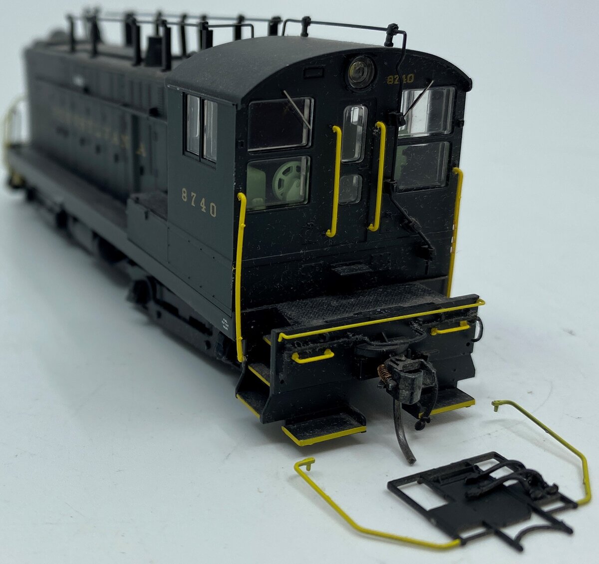 Bowser 23938 HO Pennsylvania RS-12 Switcher #8740