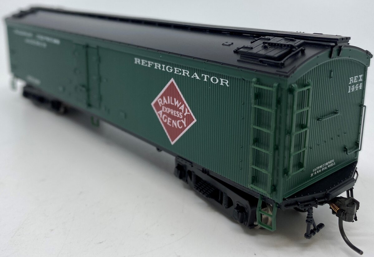Broadway Limited 1840 HO Railway Express Agency 53'6