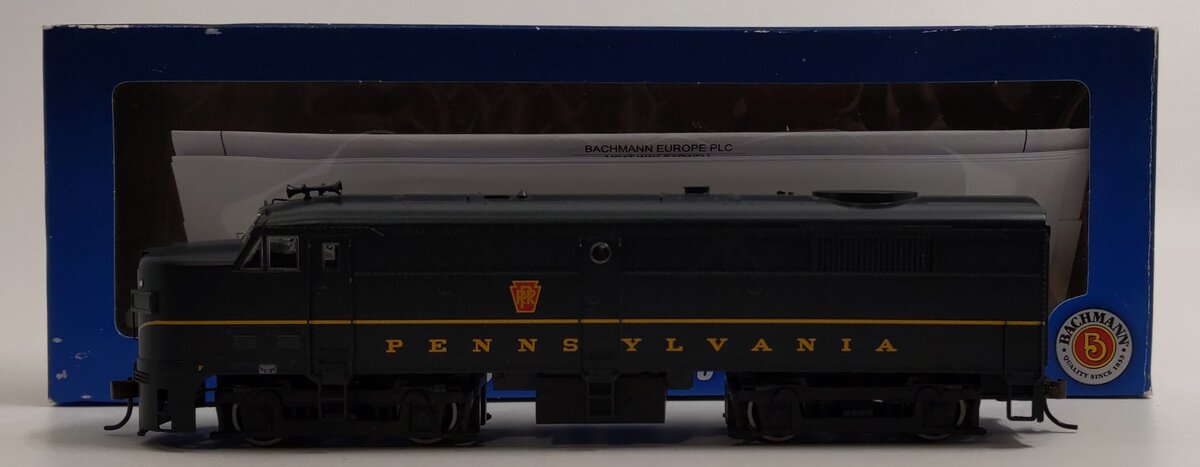 Bachmann 64606 HO Scale Pennsylvania Alco FA2 Diesel Locomotive