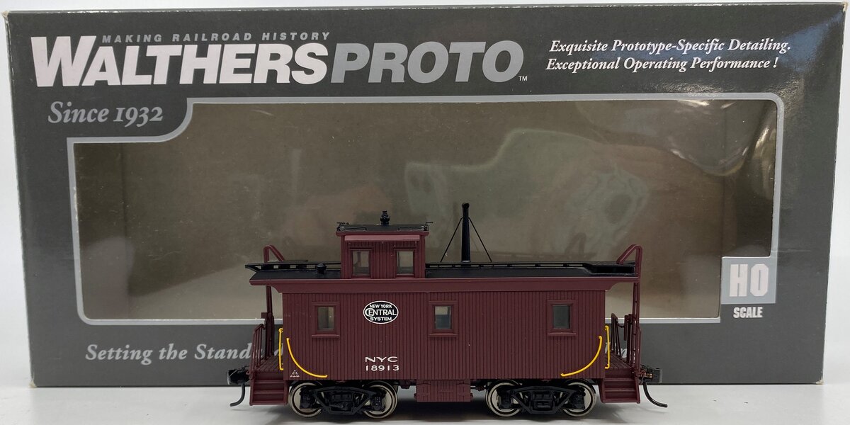 Walthers 920-103453 HO New York Central DM&IR Class G2 Wood Caboose #18913