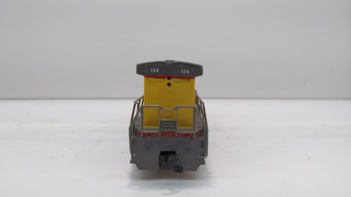 Bachmann 11103 HO Union Pacific GE B23/B30-7 Diesel Locomotives #124