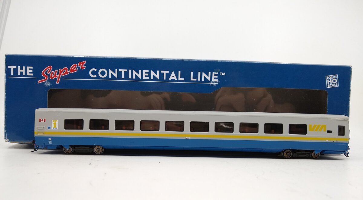 Rapido Trains 107001 HO VIA Super Continental Line™ LRC Club Car #3457
